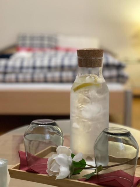 Hostel Lovely Rooms, City Center, Shared Bathroom, Windows To Corridor Villach Bagian luar foto